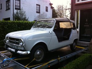 Renault 4 Torpedo Sinpar Plein-Air No. 563